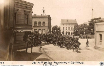 Powrót ułanów 10 Regimentu do koszar