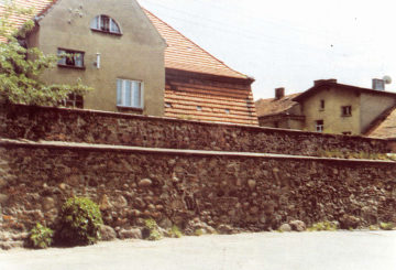Fragmenty gotyckich murów obronnych przy ulicy Magazynowej