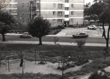 Plac zabaw przy ulicy Okrężnej i Handlowej