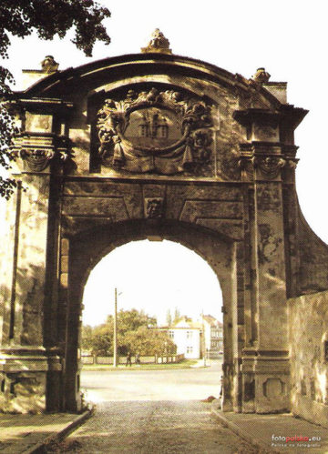 Brama Krośnieńska w latach 80-ych