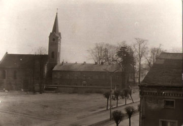 Plac przy ulicy 1 Maja