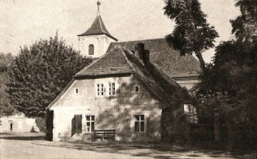 Chatka pod zborem