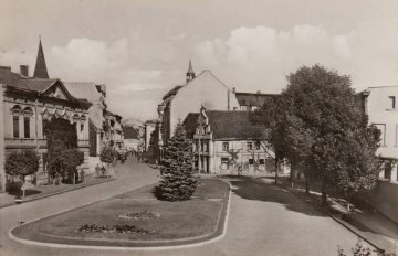 Zadbany plac przy Grünberger Torplatz